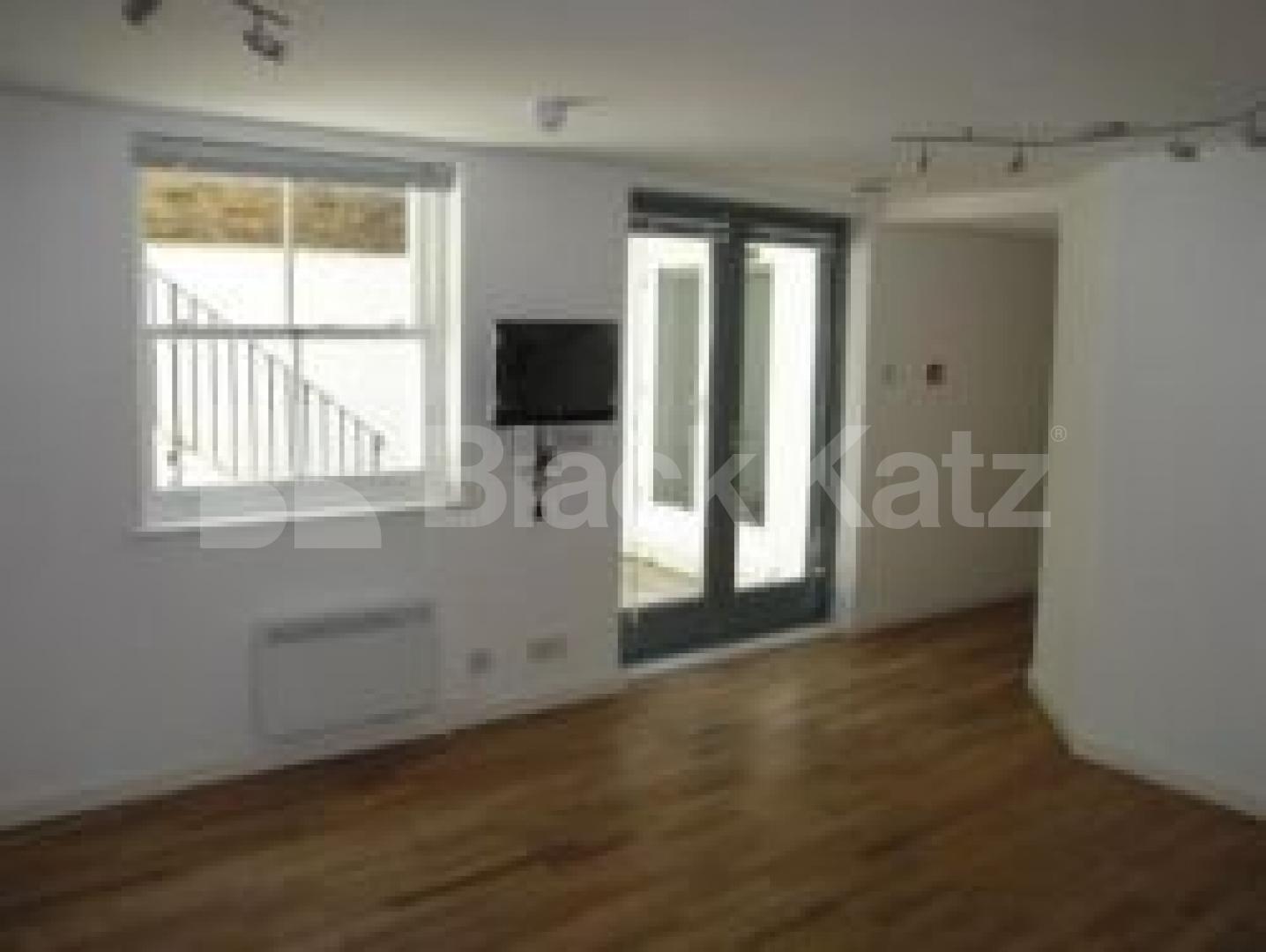 			NEW REFURBISHMENT, Studio Apartment, 1 bath, 1 reception Flat			 St.Quintin Ave, LADBROKE GROVE W10